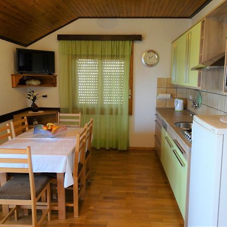 Apartmani Crikvenica 30080 - Libuska Стая снимка